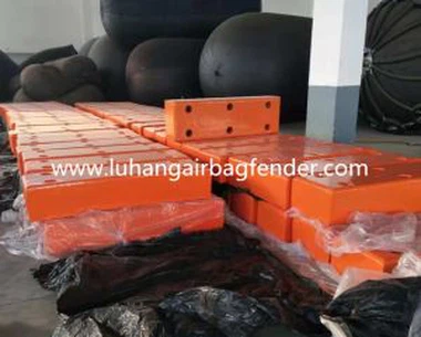 Tairiscintí Foam Sqare Brataithe PU agus Pads Chun Ceapaire agus Céanna Droichid